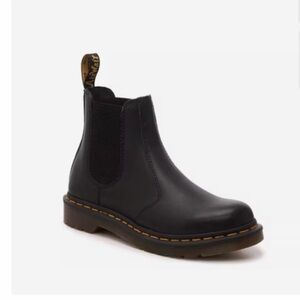 Doc Martens 🌺2976 Leather Chelsea Boots🌺(Size 8)